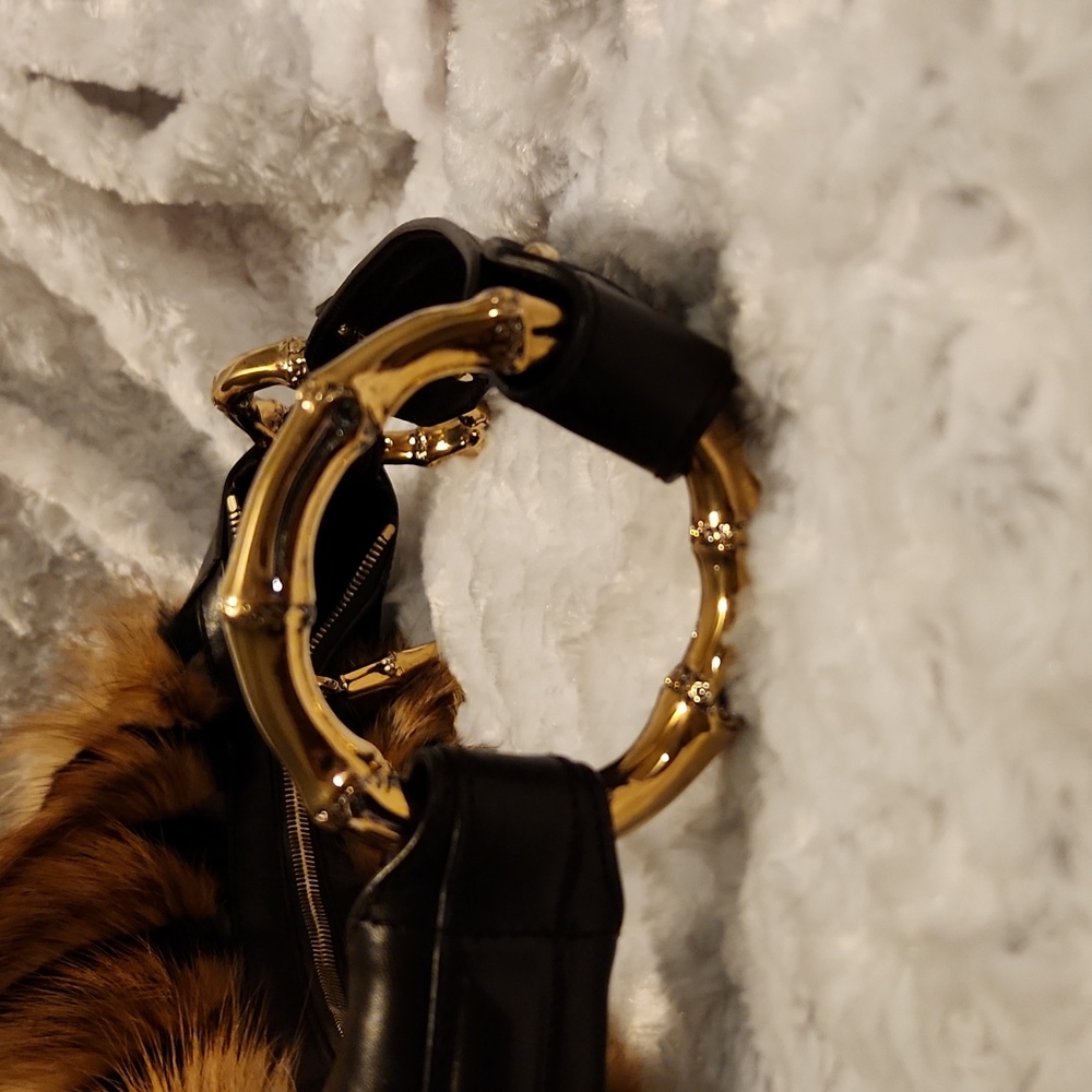 Gucci fox fur gold bamboo leather bag - Picture 3 of 11
